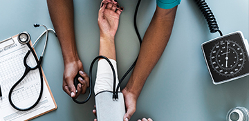 arms-care-check-905874.jpg